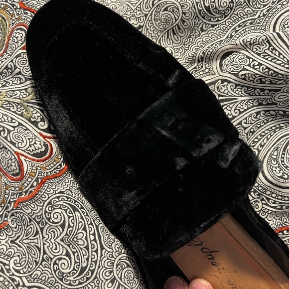 Free People At Ease Velvet Mules - Picture 3 of 6